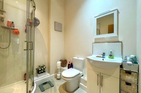 Shower room.jpeg