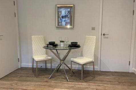 DiningArea.jpg
