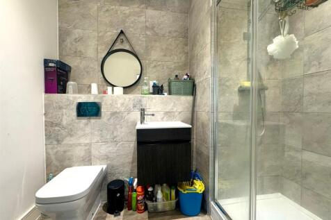 Bathroom.jpeg