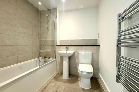Bathroom.jpeg