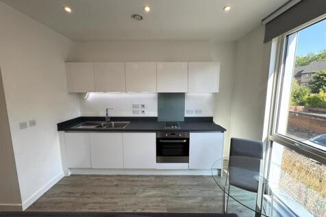 Kitchen pic 3.jpeg