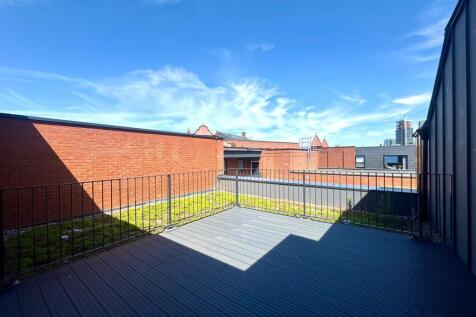 Terrace pic 1.jpeg