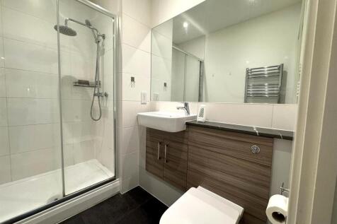 Bathroom.jpeg