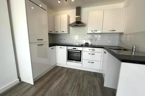 Kitchen pic 2.jpg