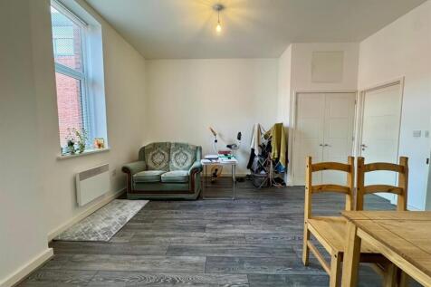 Living room 1.jpeg