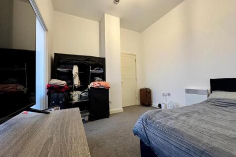 bedroom 3.jpeg