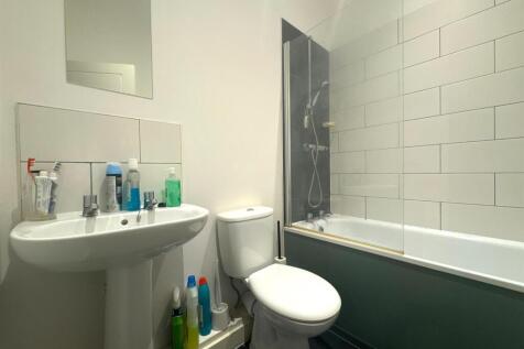 Bathroom.jpeg