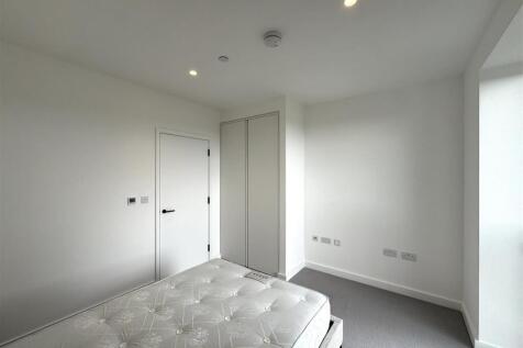 Bedroom pic 9.jpeg