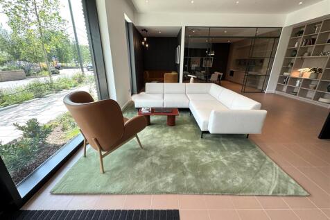 Lounge area.jpeg