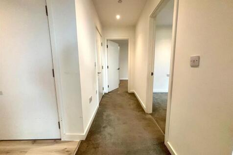 Hallway .jpeg