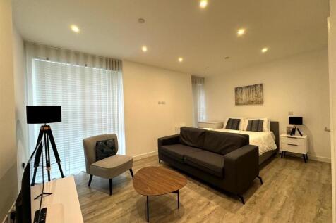 Living area.jpeg