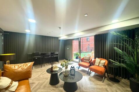 Residents lounge pic 1.jpeg