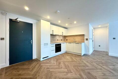 Kitchen pic 1.jpeg
