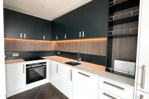 Kitchen pic 3.jpeg