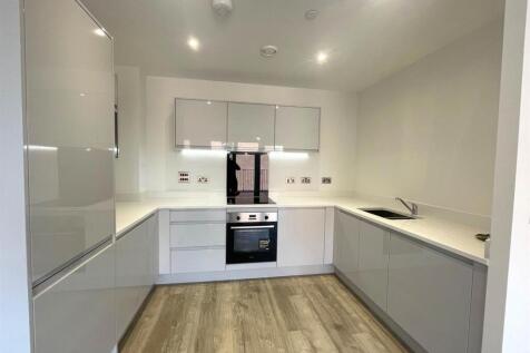 Kitchen pic 2.jpg