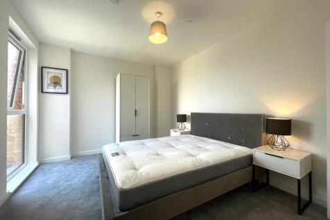 Bed pic 1.jpg