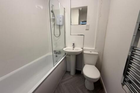 Bathroom.jpeg