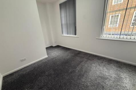Bedroom 1.jpeg
