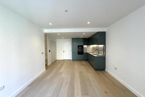 Living Area pic 2.jpeg