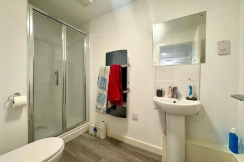 Bathroom.jpeg