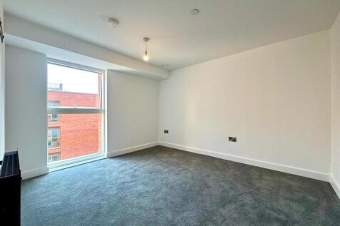 Second bedroom pic 1.jpeg