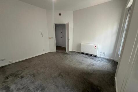 Livingroom .jpg