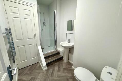Bathroom.jpeg