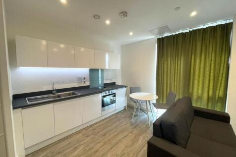 Kitchen Pic 2.jpg