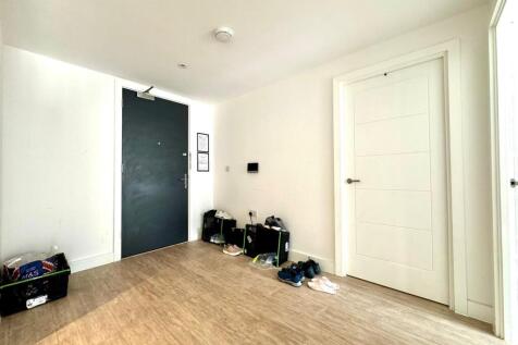 Hallway.jpeg