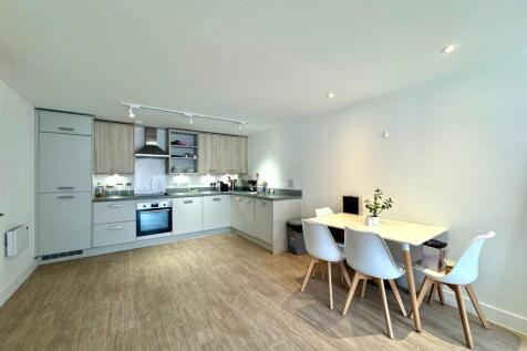 Kitchen pic 1.jpeg