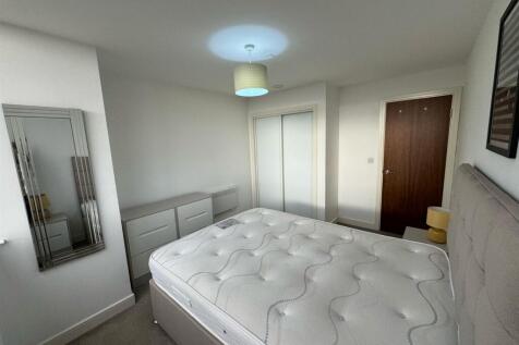 Bedroom2.jpeg