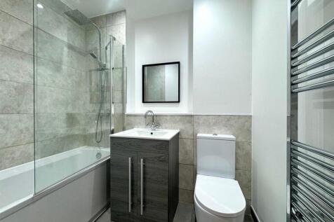 Bathroom.jpeg