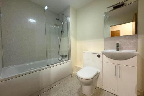 Bathroom.jpeg