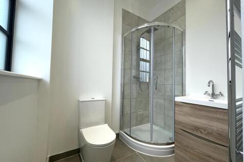 Ensuite.jpg
