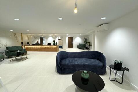 New Lobby pic 3.jpg