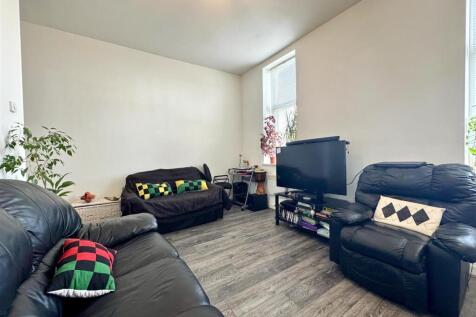 living room 1.jpeg