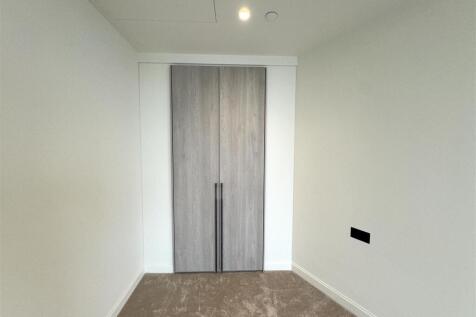 Bedroom 3 pic 2.jpeg