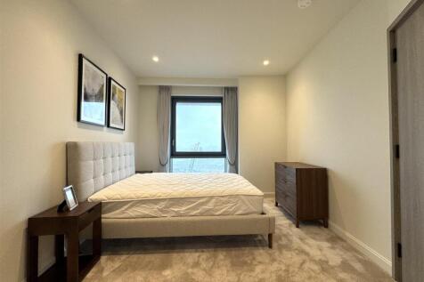 Bedroom 3 pic 11.jpeg