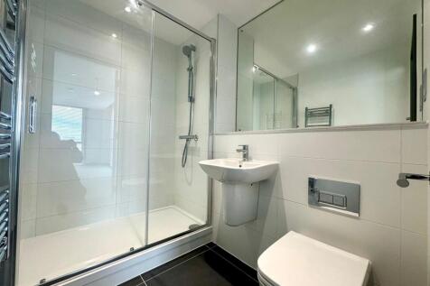 Ensuite.jpeg
