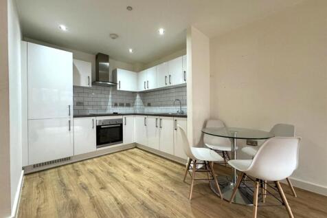 Kitchen : Dining.jpg