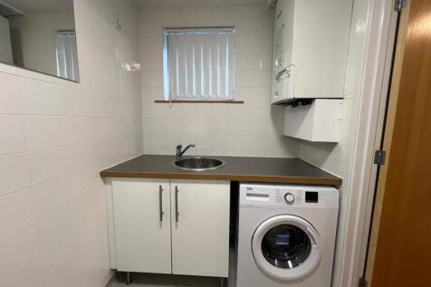 Downstairs Utility: Shower room jpg.jpg