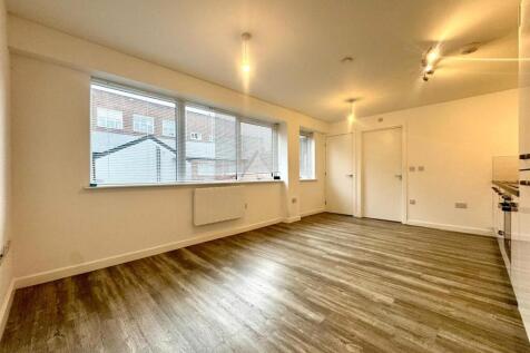 living room pic 1.jpeg