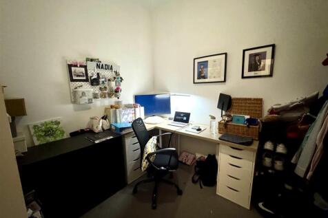 Bedroom 2 pic 1.jpeg