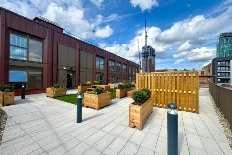 Roof terrace pic 1.jpeg