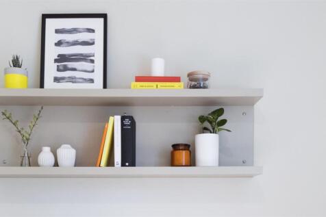 UrbSt_Melbourne_room_lifestyle dressed shelf.jpg