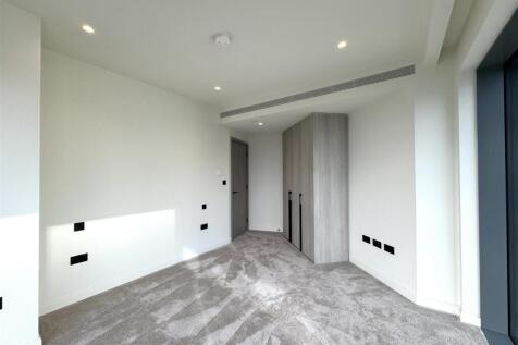 Bedroom 2 pic 4.jpeg