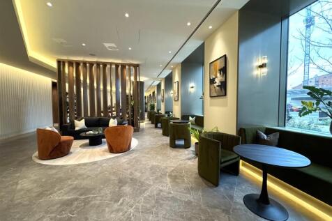 Concierge lounge pic 4.jpeg