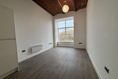 Lounge:dining room .jpeg