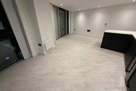 WhatsApp Image 2025-12-11 at 17.15.45 (2).jpeg