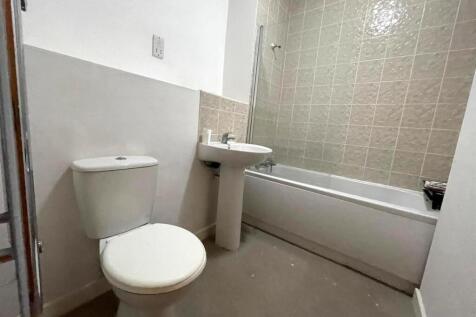 Bathroom.jpg